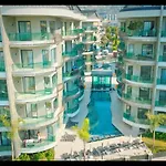 Beautiful Apartment Near The Beach